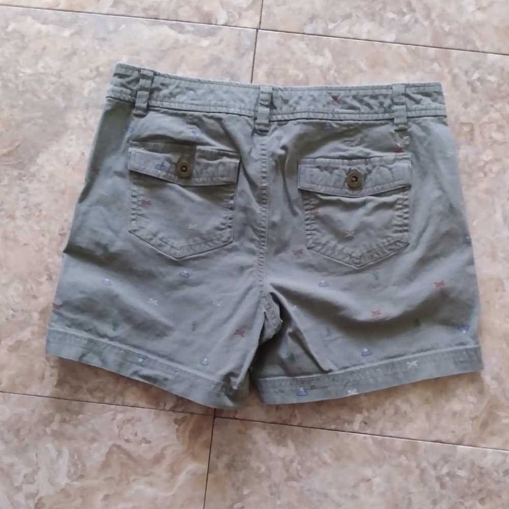 Eddie Bauer women's Adventurer printed shorts, size 4 - Picture 4 of 10